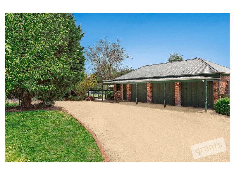 232 Eramosa Road West, Moorooduc VIC 3933