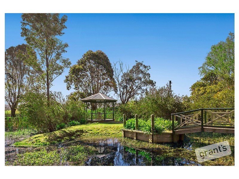 232 Eramosa Road West, Moorooduc VIC 3933