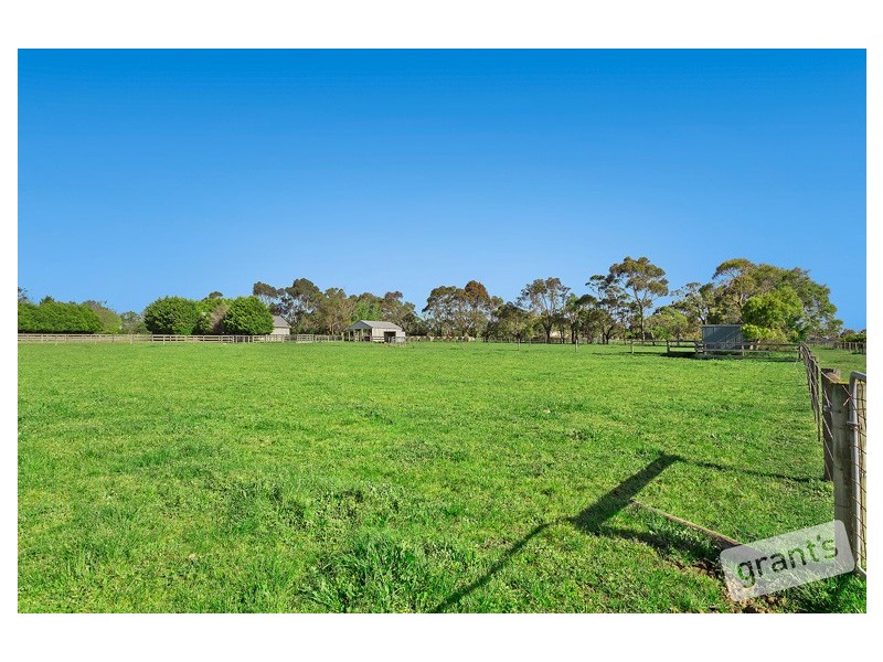 232 Eramosa Road West, Moorooduc VIC 3933