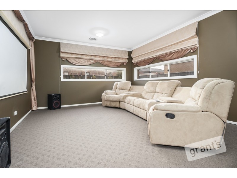 4 Prosperity Avenue, Cranbourne North VIC 3977