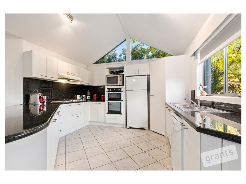 1 Cord Close, Berwick VIC 3806