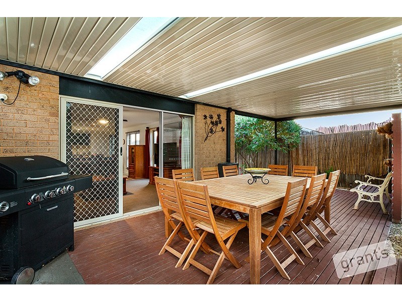 19 Mikasa Place, Pakenham VIC 3810