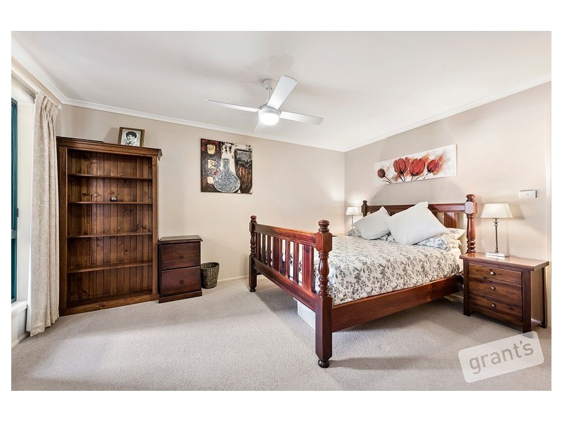 19 Scenic Drive, Beaconsfield VIC 3807