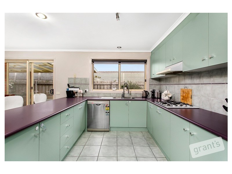 9 Wilona Way, Berwick VIC 3806