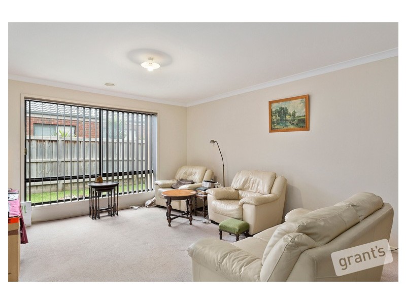 20 Mermaid Grove, Lyndhurst VIC 3975