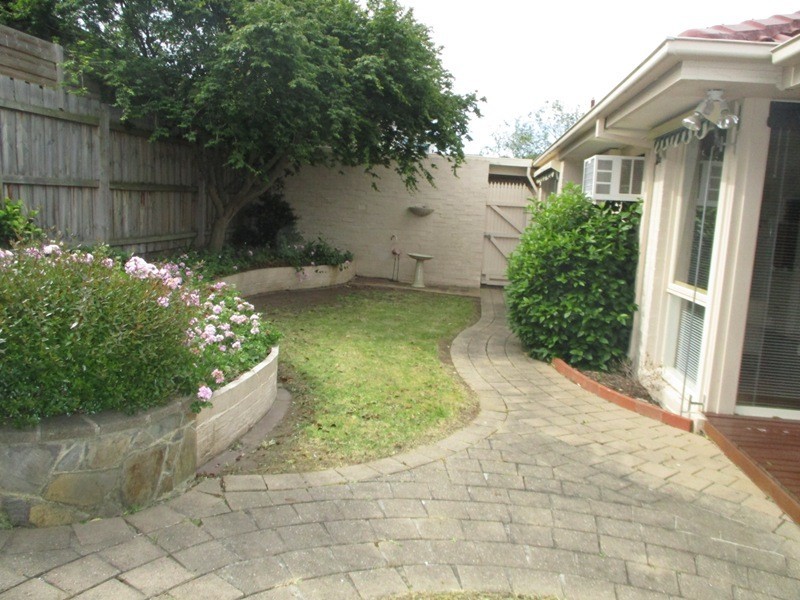 1 Thornton Close, Hallam VIC 3803