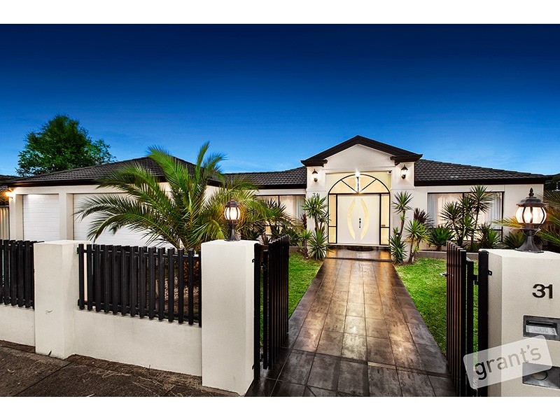31 Langbourne Drive, Narre Warren South VIC 3805
