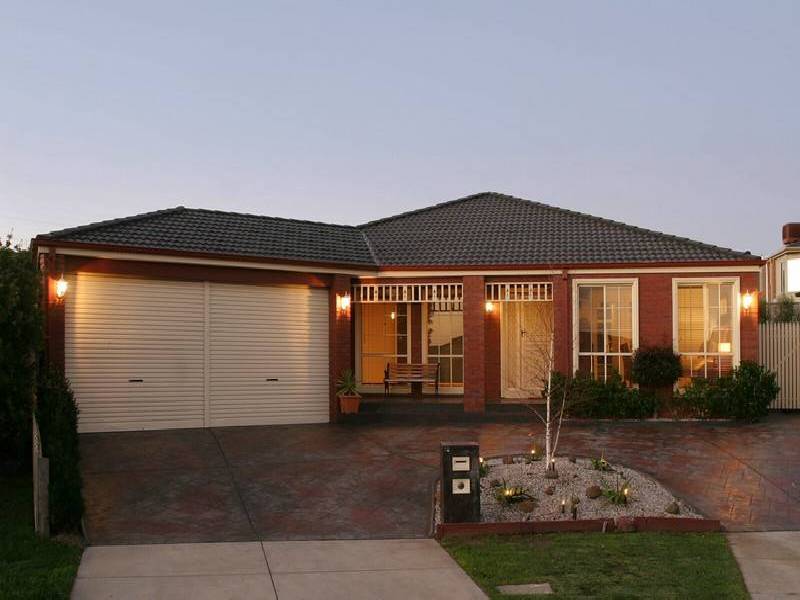 12 Chelsea Crescent, Berwick VIC 3806