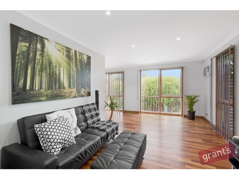 37 Pentland Drive, Narre Warren VIC 3805