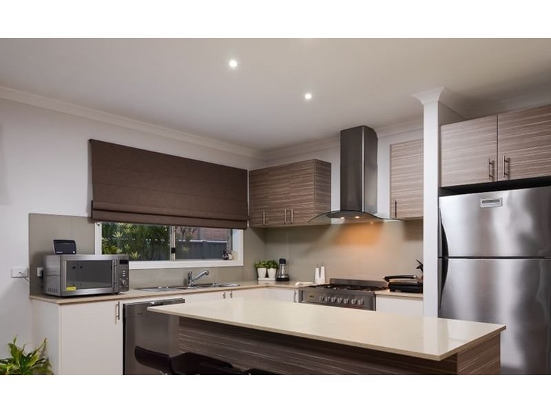 24 Sabel Drive, Cranbourne North VIC 3977