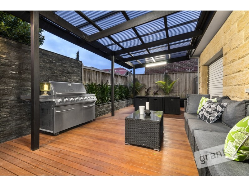 25 Braybrook Drive, Narre Warren South VIC 3805