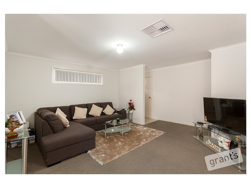4/107 Breens Road, Cranbourne West VIC 3977