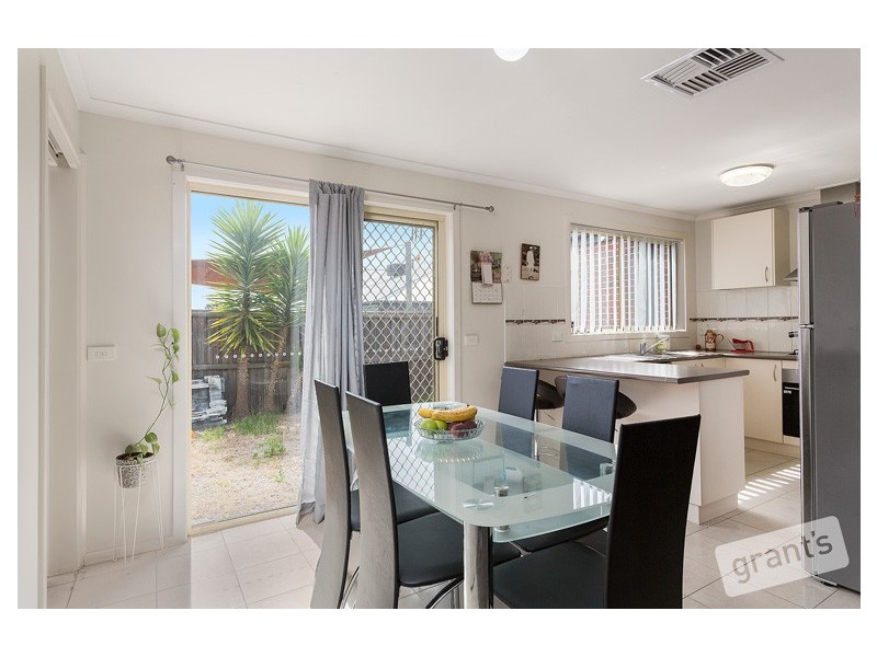 4/107 Breens Road, Cranbourne West VIC 3977