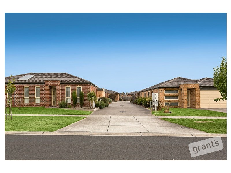 4/107 Breens Road, Cranbourne West VIC 3977