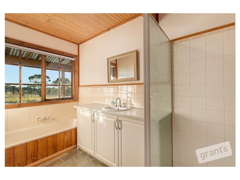 70 Forrest Drive, Nyora VIC 3987