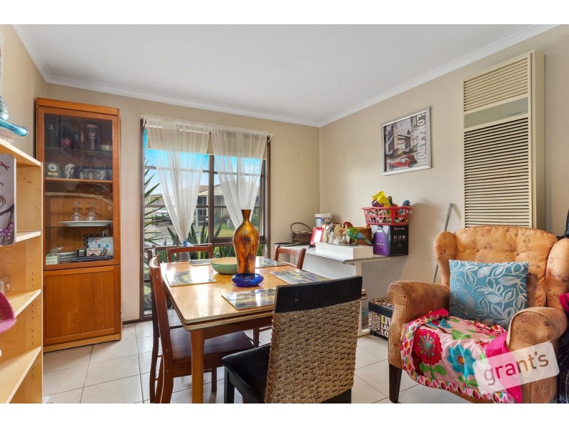 25 Insignia Crescent, Berwick VIC 3806