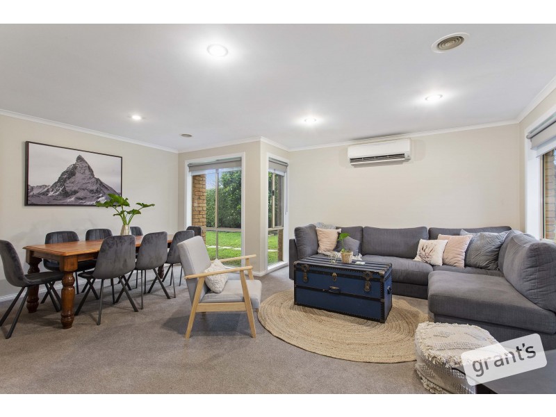 13 Mayfair Crescent, Narre Warren VIC 3805