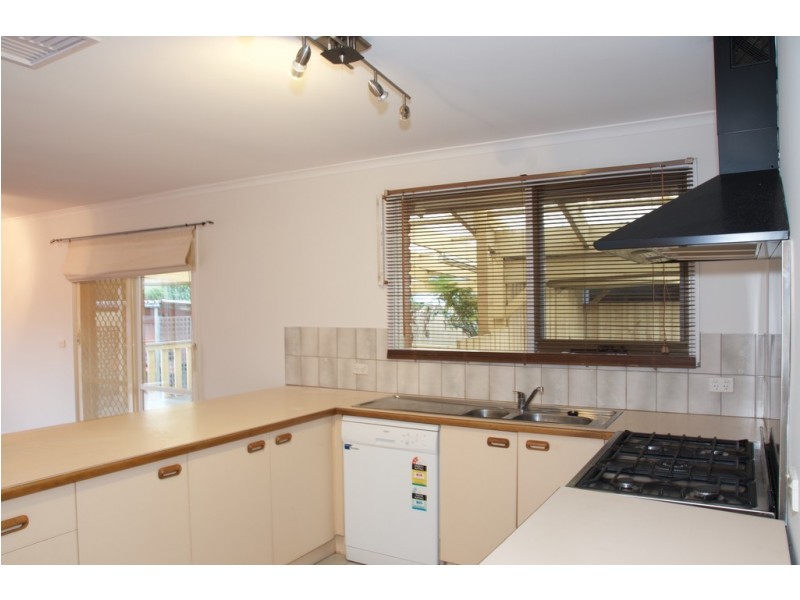 1 Willslie Crescent, Berwick VIC 3806