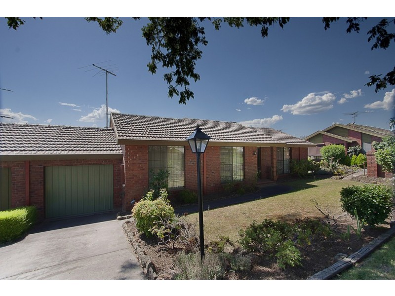 4/3 Rutland Road, Berwick VIC 3806