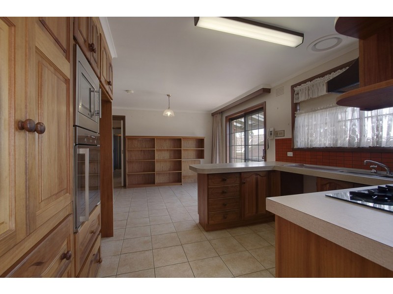 4/3 Rutland Road, Berwick VIC 3806