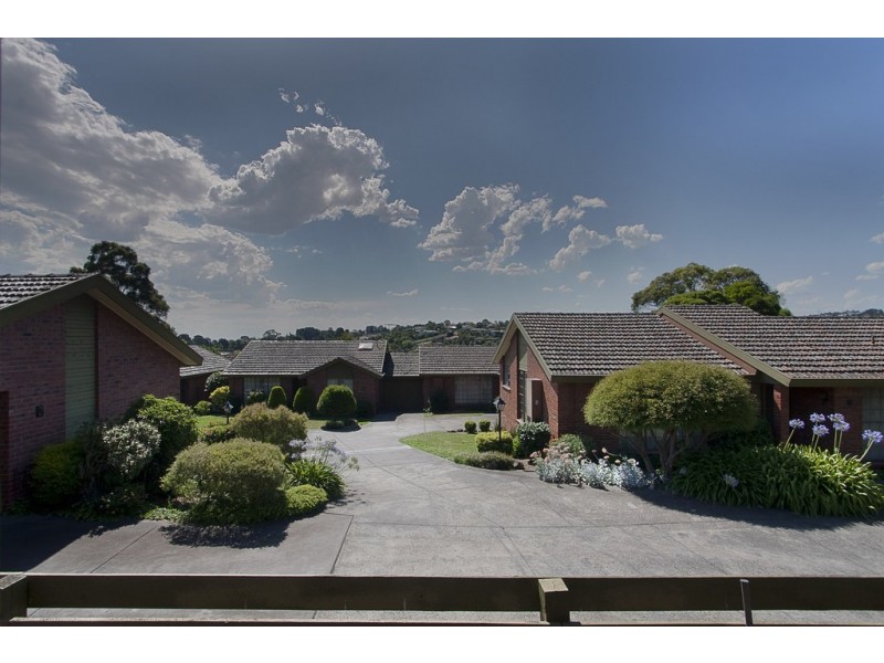 4/3 Rutland Road, Berwick VIC 3806