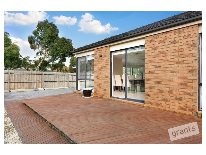 23 Charles Conder Place, Berwick VIC 3806