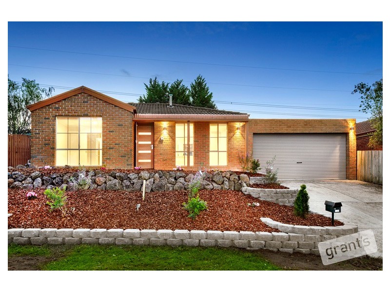 16 Terrapin Drive, Narre Warren South VIC 3805