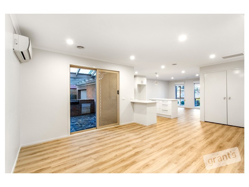 16 Terrapin Drive, Narre Warren South VIC 3805