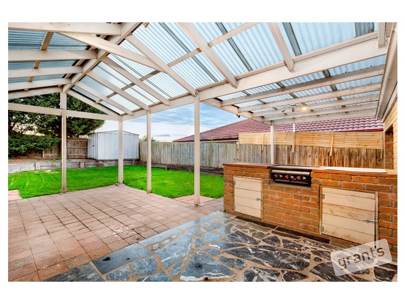 16 Terrapin Drive, Narre Warren South VIC 3805