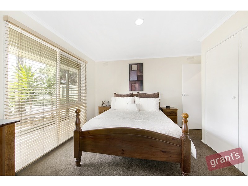 19 Guildford Crescent, Narre Warren VIC 3805