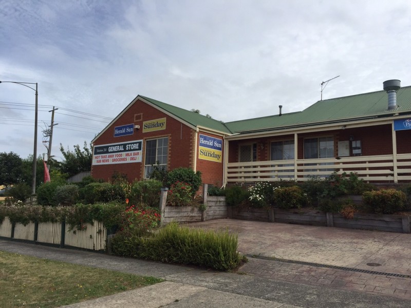 1 Leigh Drive, Pakenham VIC 3810