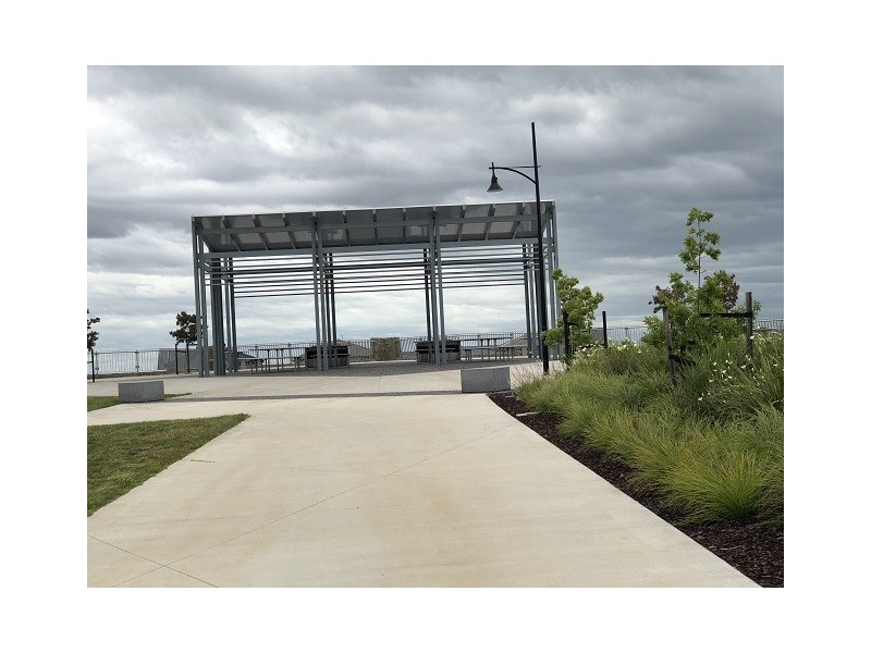 37 Fitzwilliam Circuit, Clyde North VIC 3978