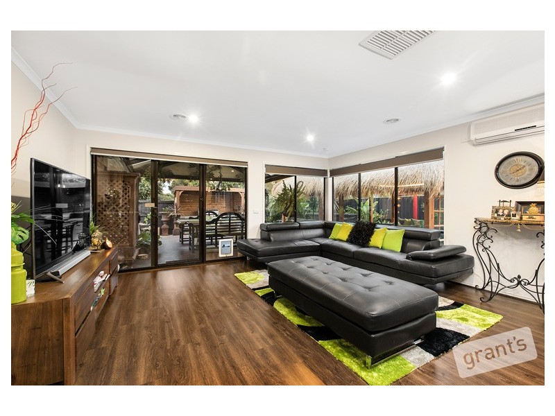 22 Beauford Avenue, Narre Warren South VIC 3805