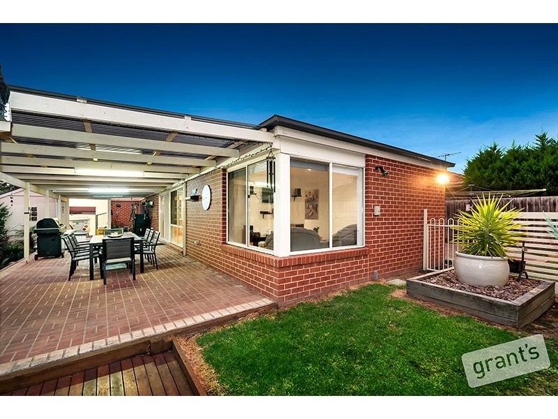 18 Ardenne Court, Narre Warren South VIC 3805