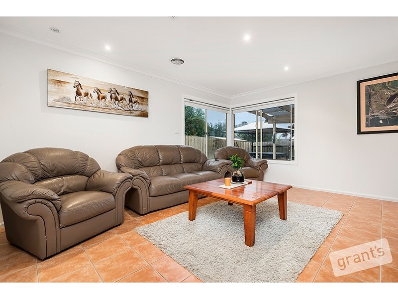 18 Ardenne Court, Narre Warren South VIC 3805