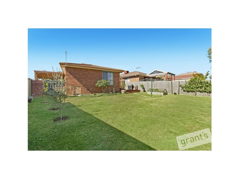 28 Barondi Avenue, Narre Warren VIC 3805