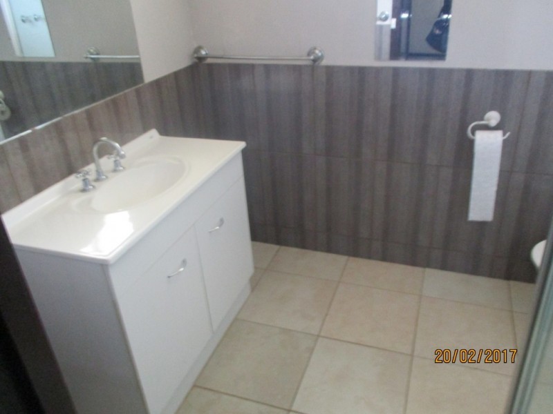 16 Station Street, Officer VIC 3809