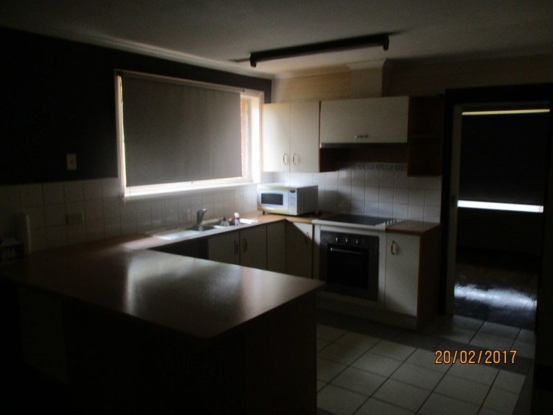 16 Station Street, Officer VIC 3809