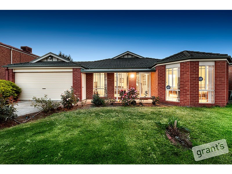 15 Blake Street, Berwick VIC 3806