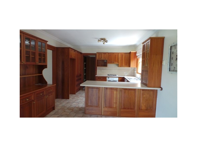 31 Outlook Drive, Berwick VIC 3806