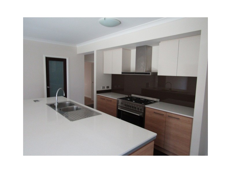 47 Blackledge Drive, Clyde North VIC 3978