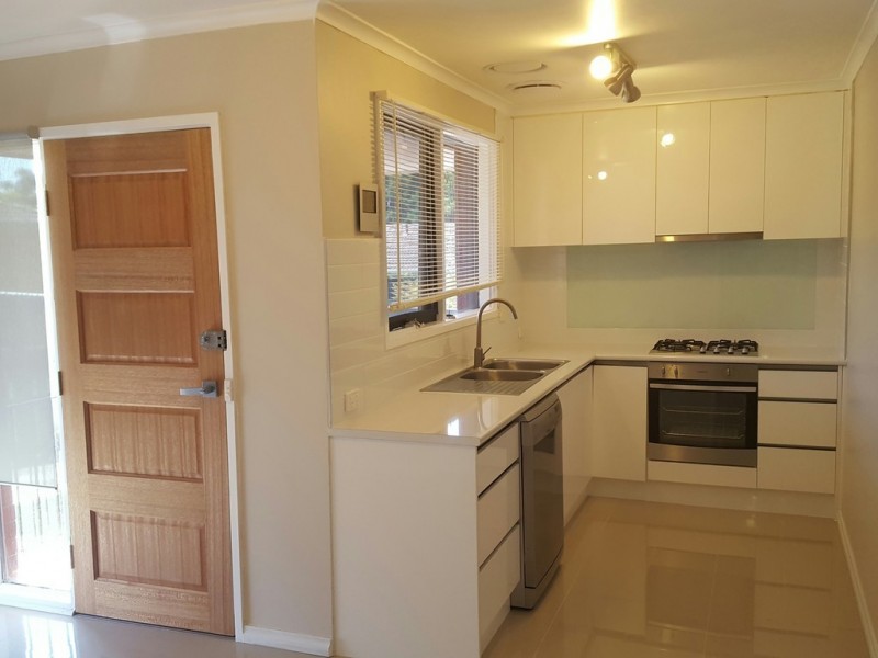 11 Cormorant Close, Endeavour Hills VIC 3802