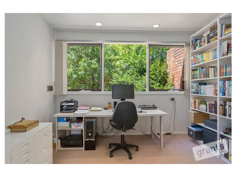 6 Legerwood Road, Narre Warren North VIC 3804