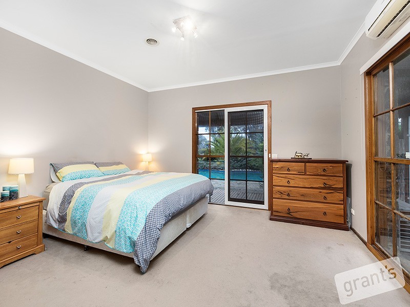 10 Mount Grandview Road, Pearcedale VIC 3912