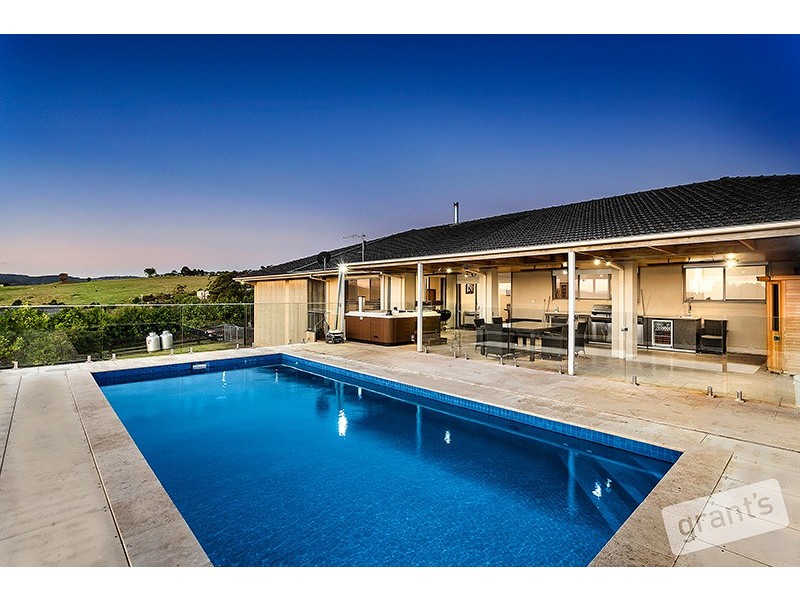 279 Harkaway Road, Narre Warren North VIC 3804