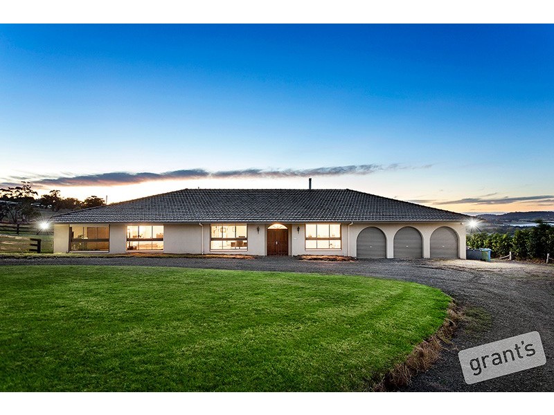 279 Harkaway Road, Narre Warren North VIC 3804