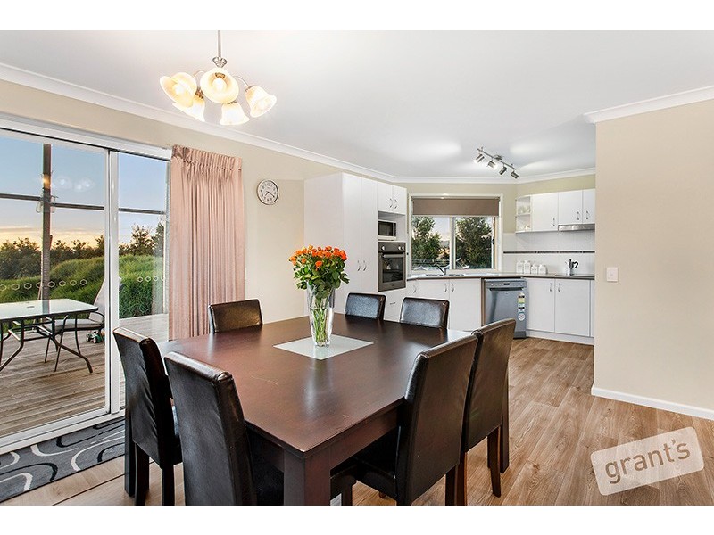 279 Harkaway Road, Narre Warren North VIC 3804