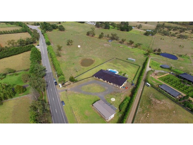 279 Harkaway Road, Narre Warren North VIC 3804