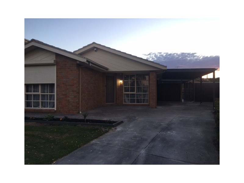 2a Charnwood Court, Narre Warren VIC 3805
