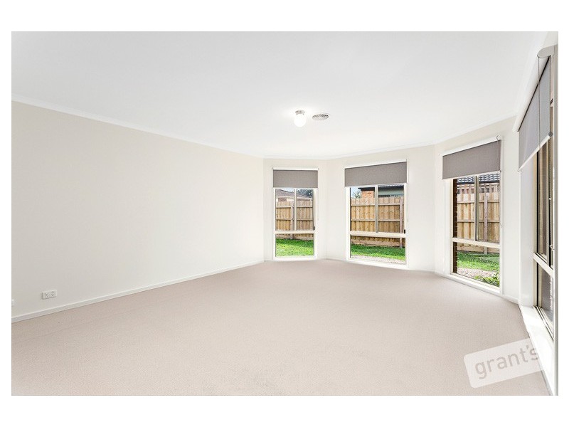 5 Kinsale View, Berwick VIC 3806